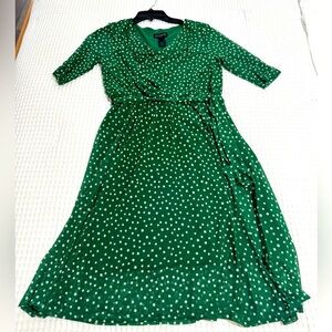 Enfocus studio size 6 dress with green polkadots top overlay deep green